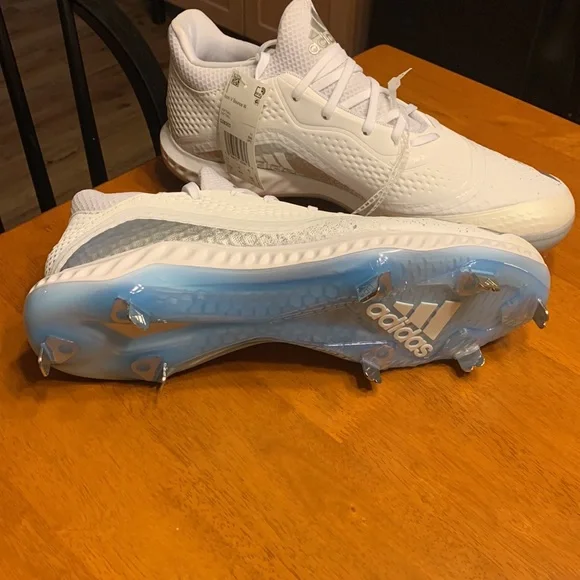 Adidas women’s softball cleats size 12 1/2 New - Picture 2 of 4